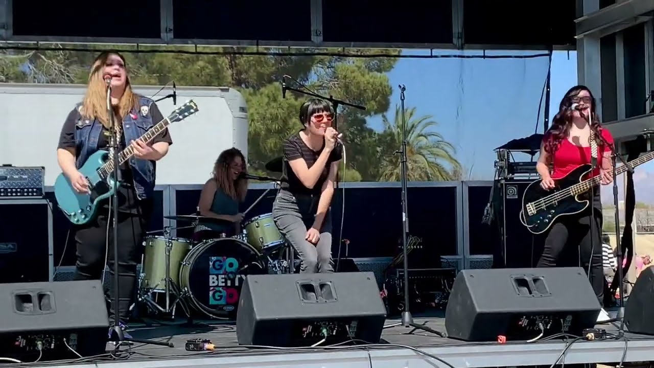 Go Betty Go - “C’mon” (live at Skatercon 6)