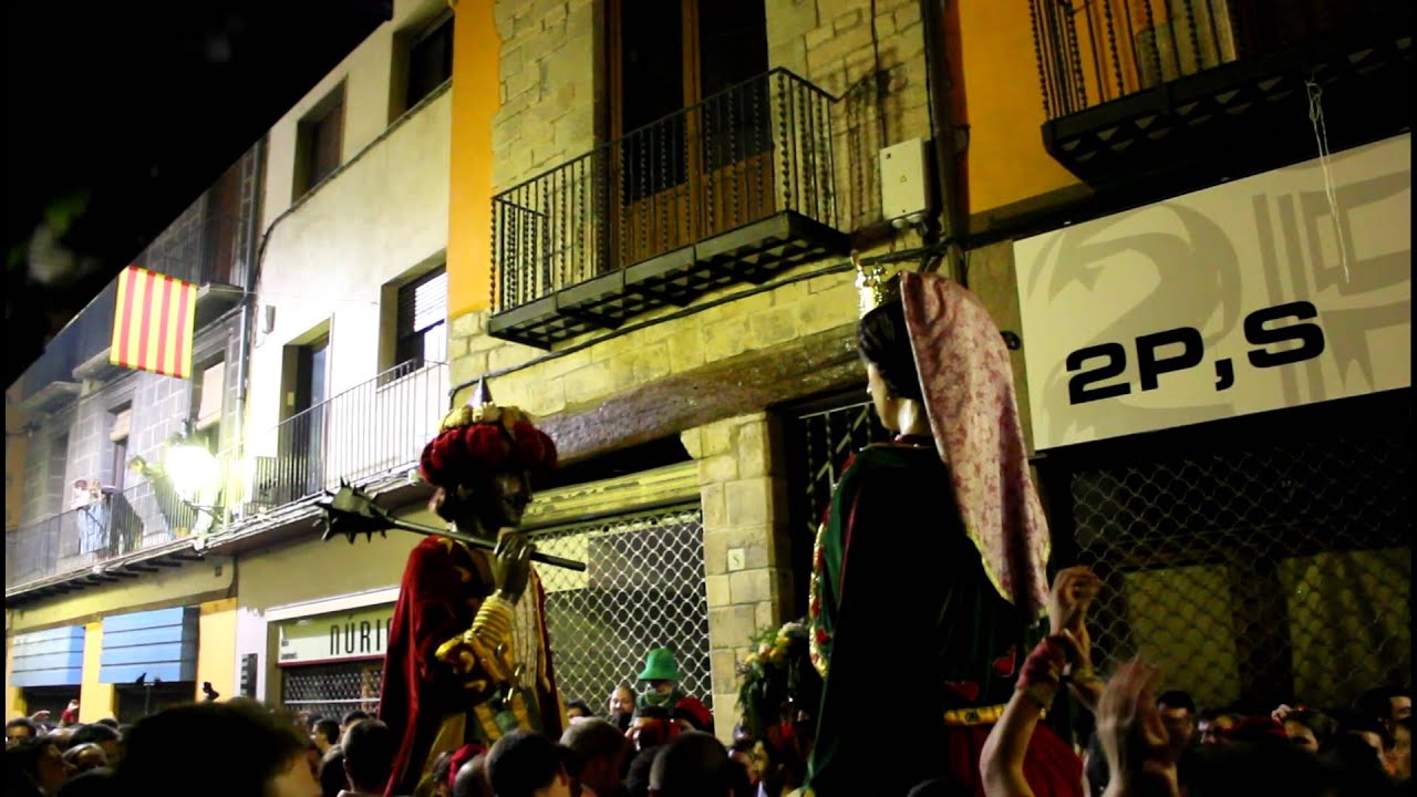 La Patum 2012 - Passacarrers Dimecres (Gegants)