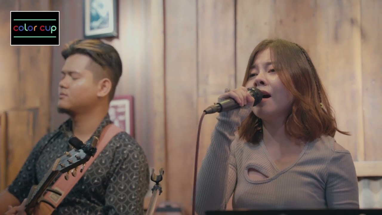 សង្សារលួចលាក់ Cover by អ៊ុំ​ សិរីគុត្តា​ (Acoustic Song)