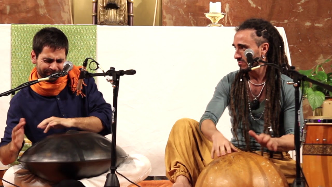 Om mani padme Hum Live -Joan Condal