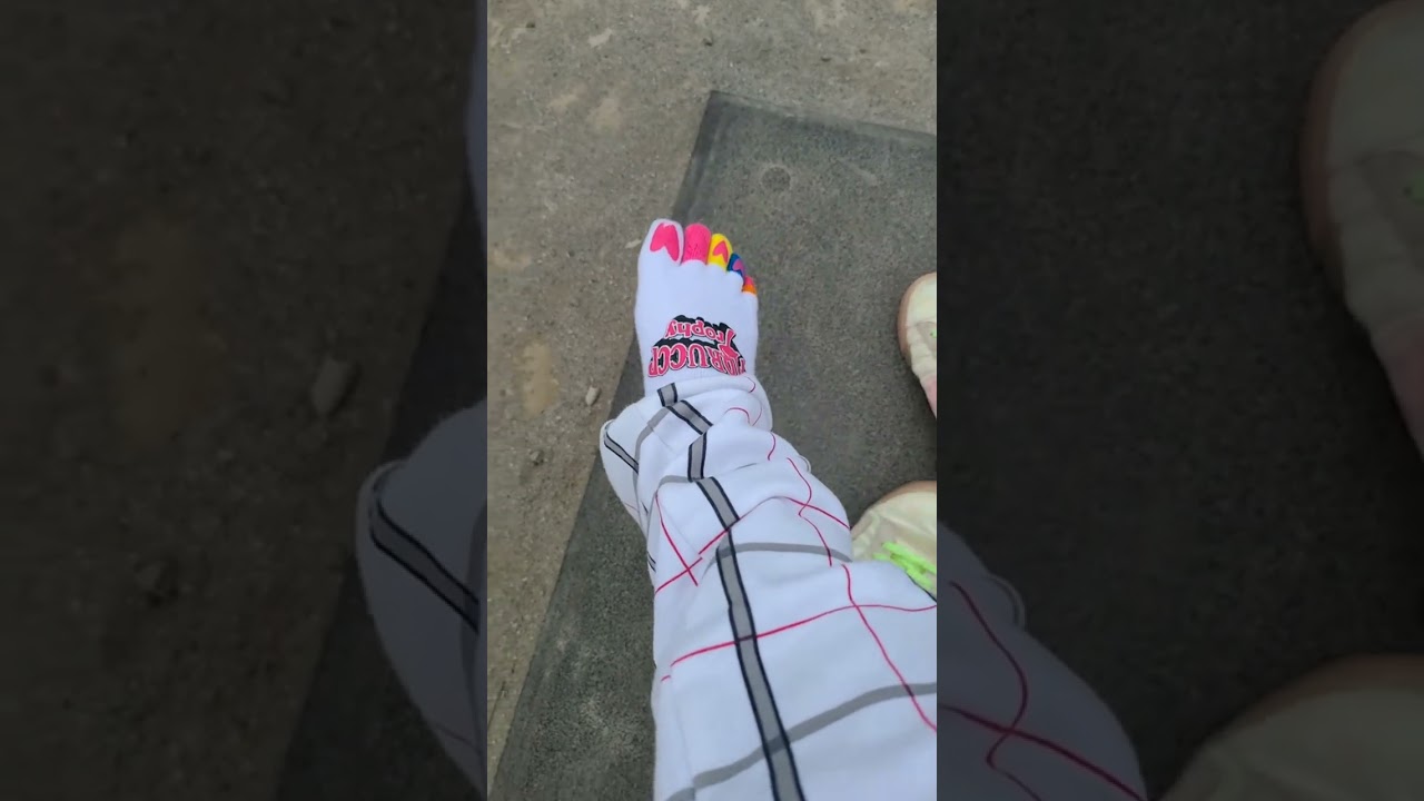 Can You Wiggle Your Pinky 