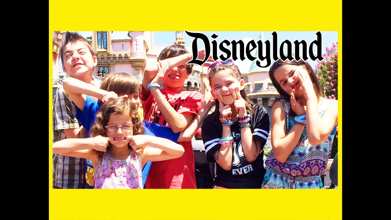 OBNOXIOUS KIDS AT DISNEYLAND!  |  KITTIESMAMA, BRATAYLEY, EVANTUBEHD, AND MOMMYANDGRACIESHOW!