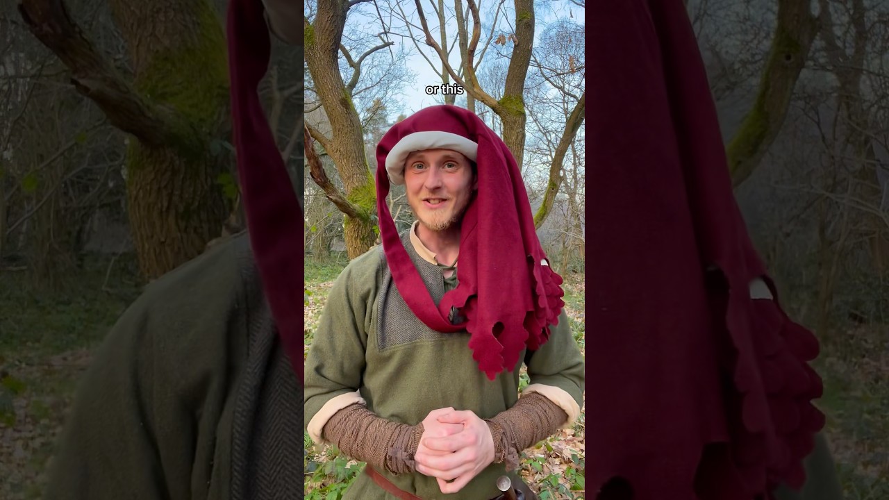 Medieval Fashion - Chaperon -Hood #medieval #history #robinhood