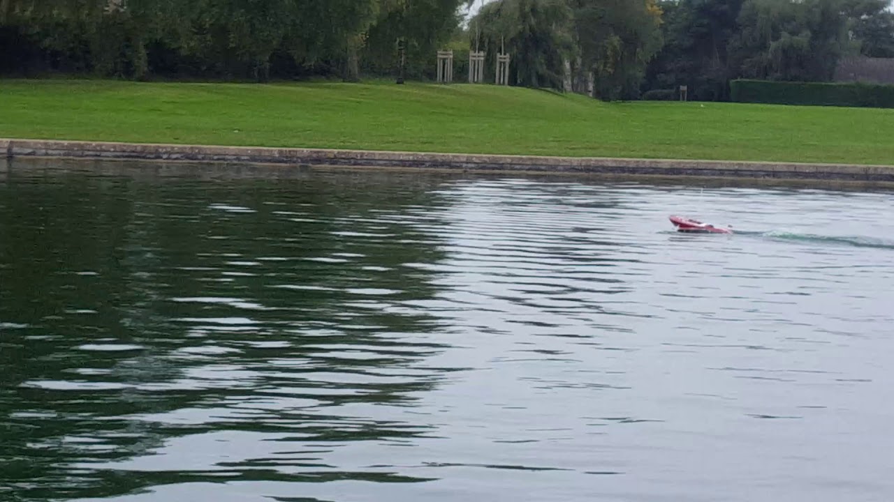 Jamara Venezia Brushless & Lipo conversion Eaton Boating Lake!