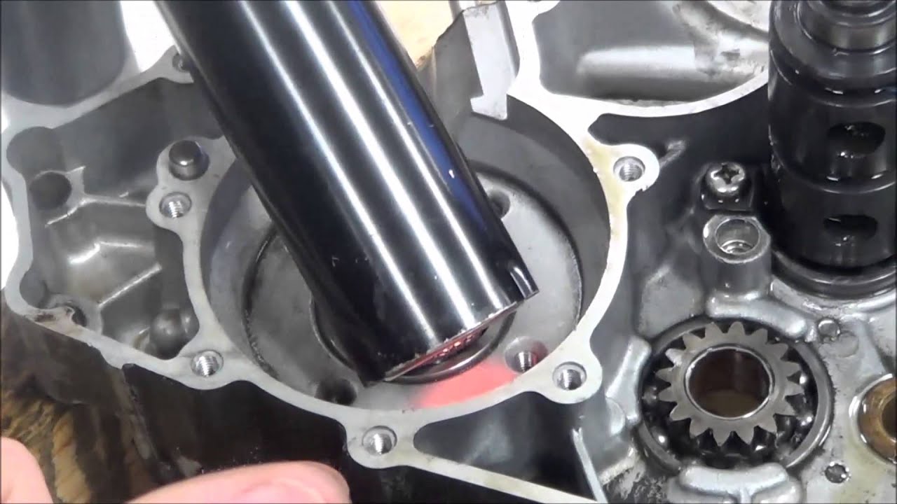 How to remove a bearing with heat 2 Stroke Engine Disassembly   11 03 14