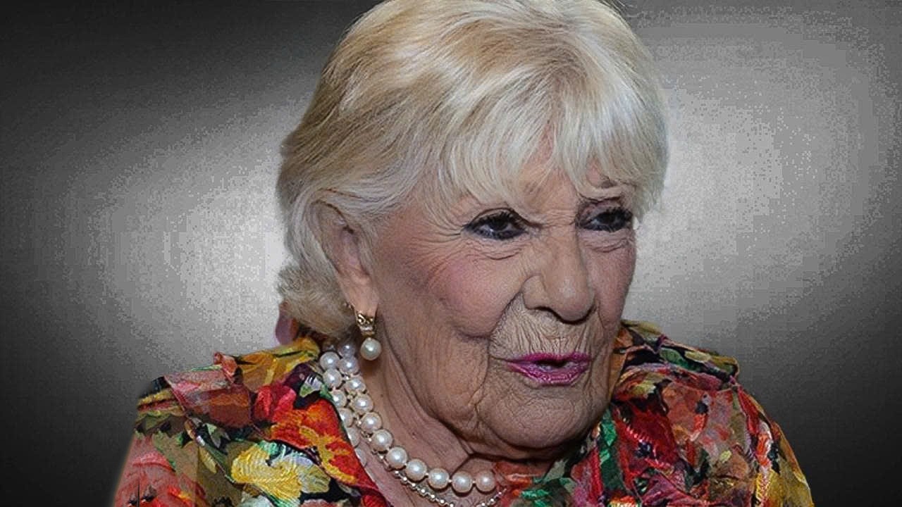 Mirla Castellanos ya Tiene Más de 80 Años y Cómo Vive es Triste