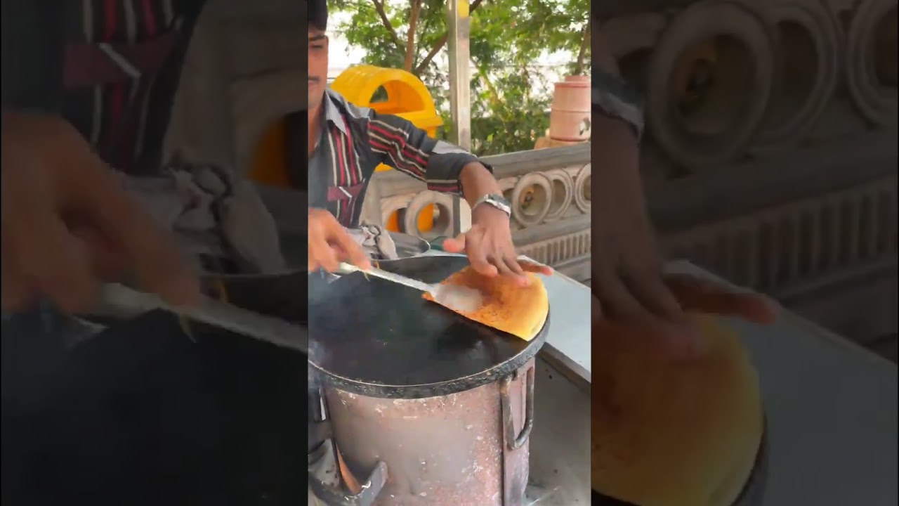 Mumbai Style Dosa Making at Lucknow 🤤