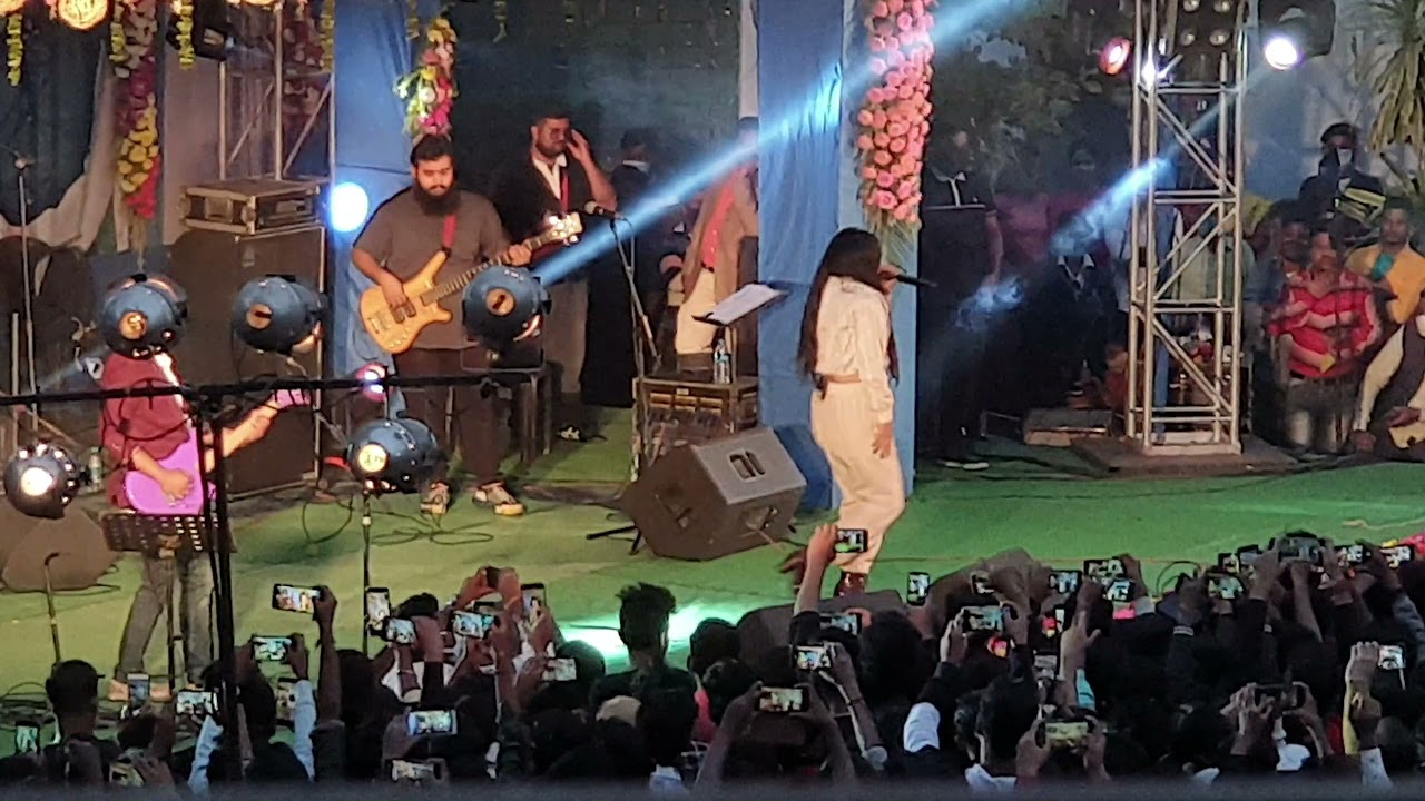 Bagnan College Social 2021. Singer- Nikita Gandhi(3)