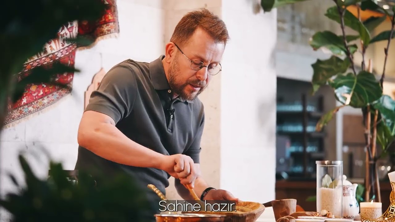 Ömür Akkor ile Ramazan’a özel sahine hazırlıyoruz.