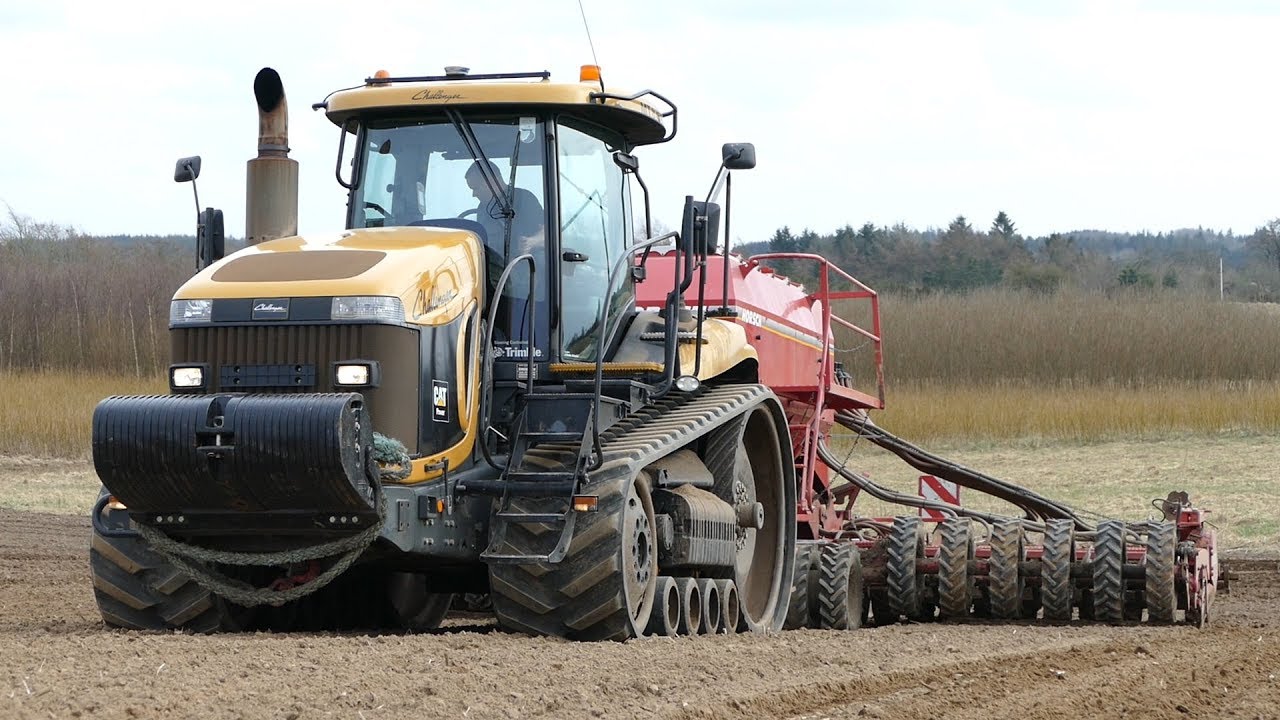 CAT MT875B Working Hard in The Field Seeding w/ 8-Meter Horsch Pronto 8DC | Danish Agriculture