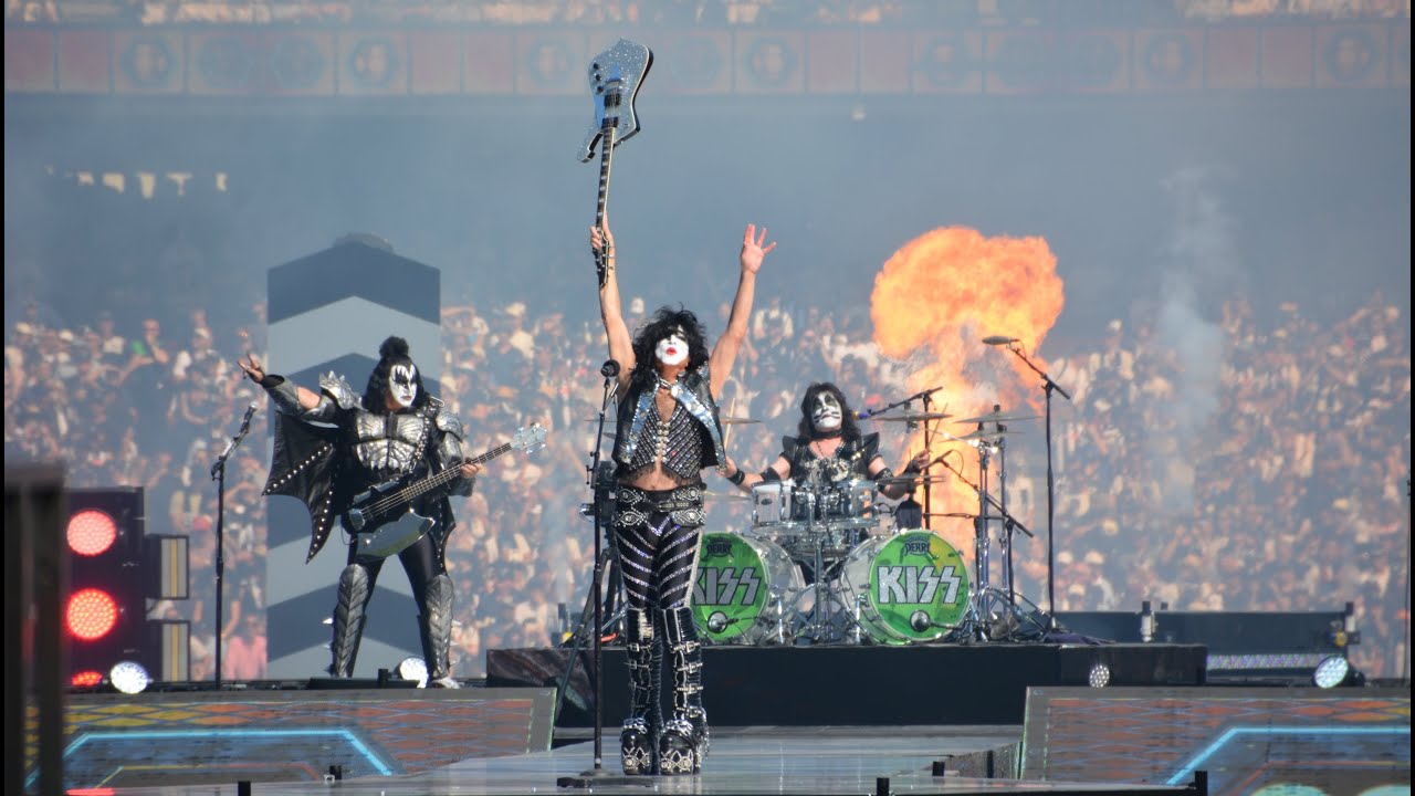 Kiss - Shout It Out Loud / Rock and Roll All Nite - AFL Grand Final - Melbourne, Sat 30 Sep 2023