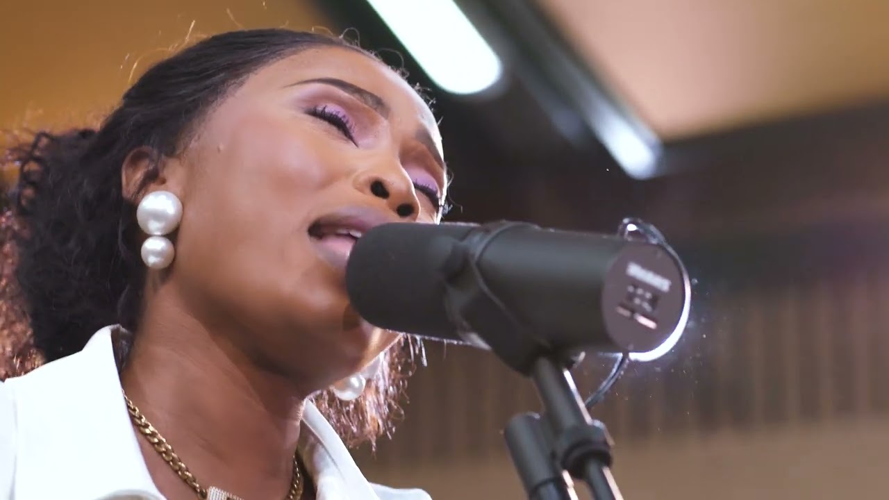 MEDLEY ADORATION - GRATITUDE 2- Yasmine Nsimba
