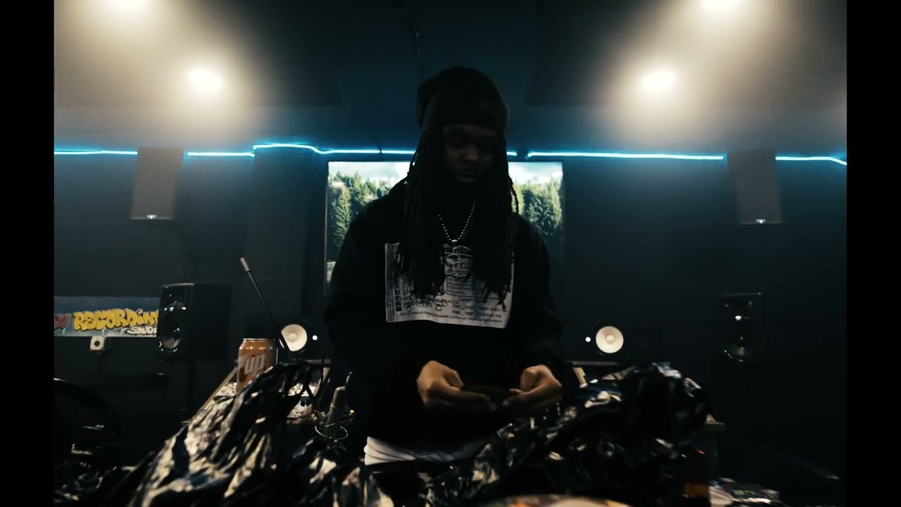 $amaad - Hear No Evil ( Official M/V)