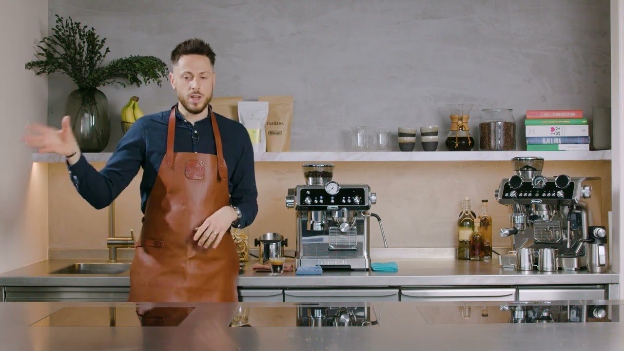 De'Longhi Atelier Barista - La Specialista Prestigio: préparation d’un espresso parfait