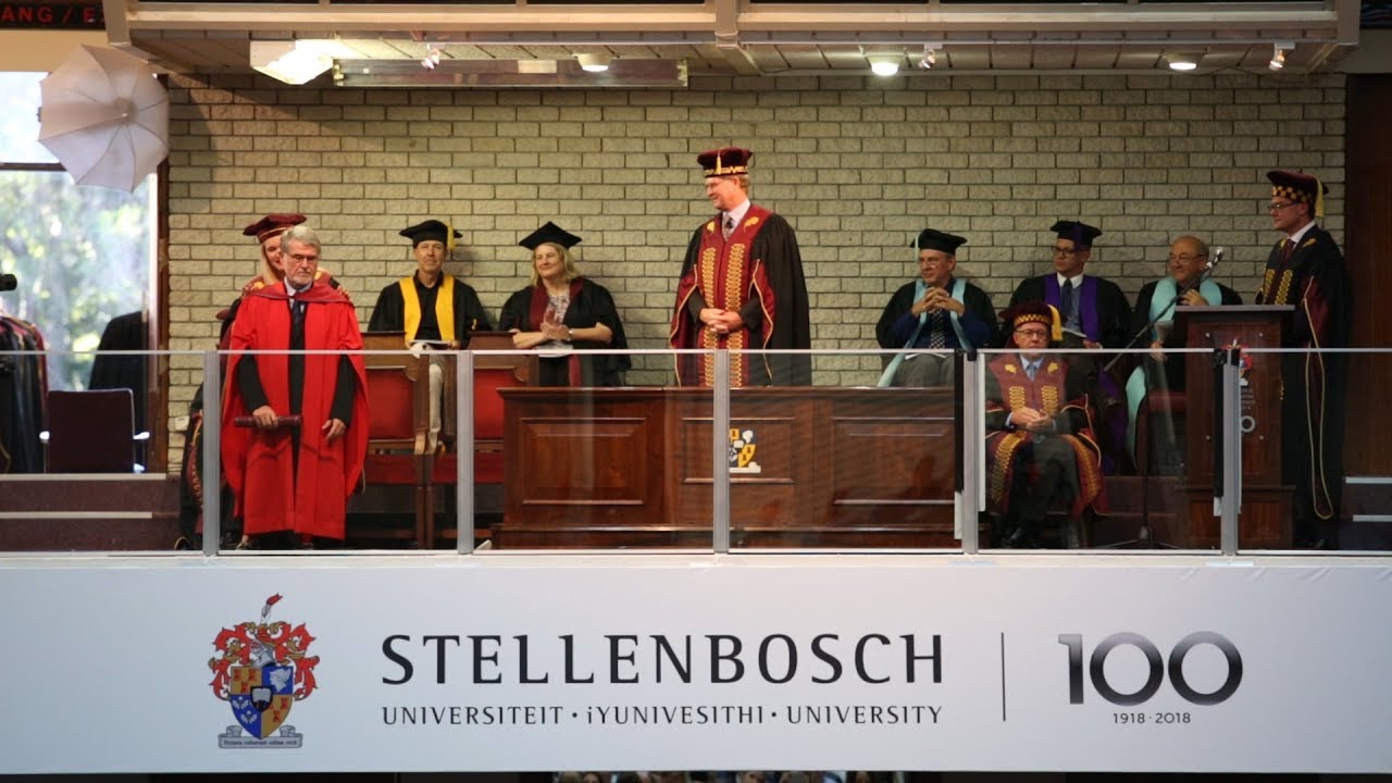 Honorary Doctorate: Dr Jannie Mouton