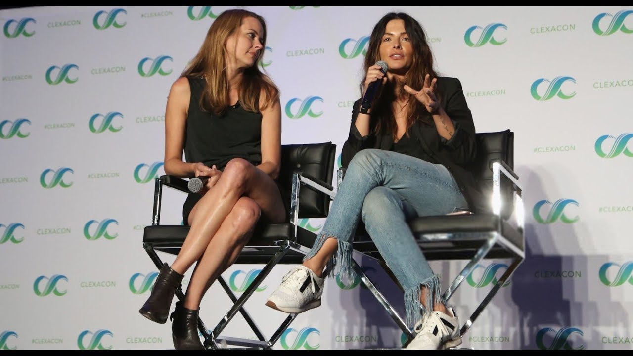 Shoot Reunion Panel @ ClexaCon 2018 - Amy Acker & Sarah Shahi