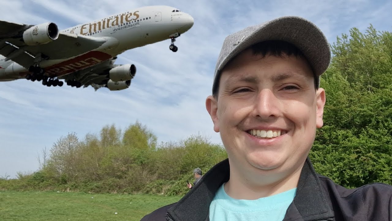 JOIN ME WATCHING PLANES LAND AT BIRMINGHAM AIRPORT FROM SHELDON PARK  ✈️
