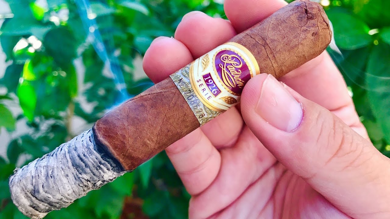 Padron Serie 1926 Natural Review