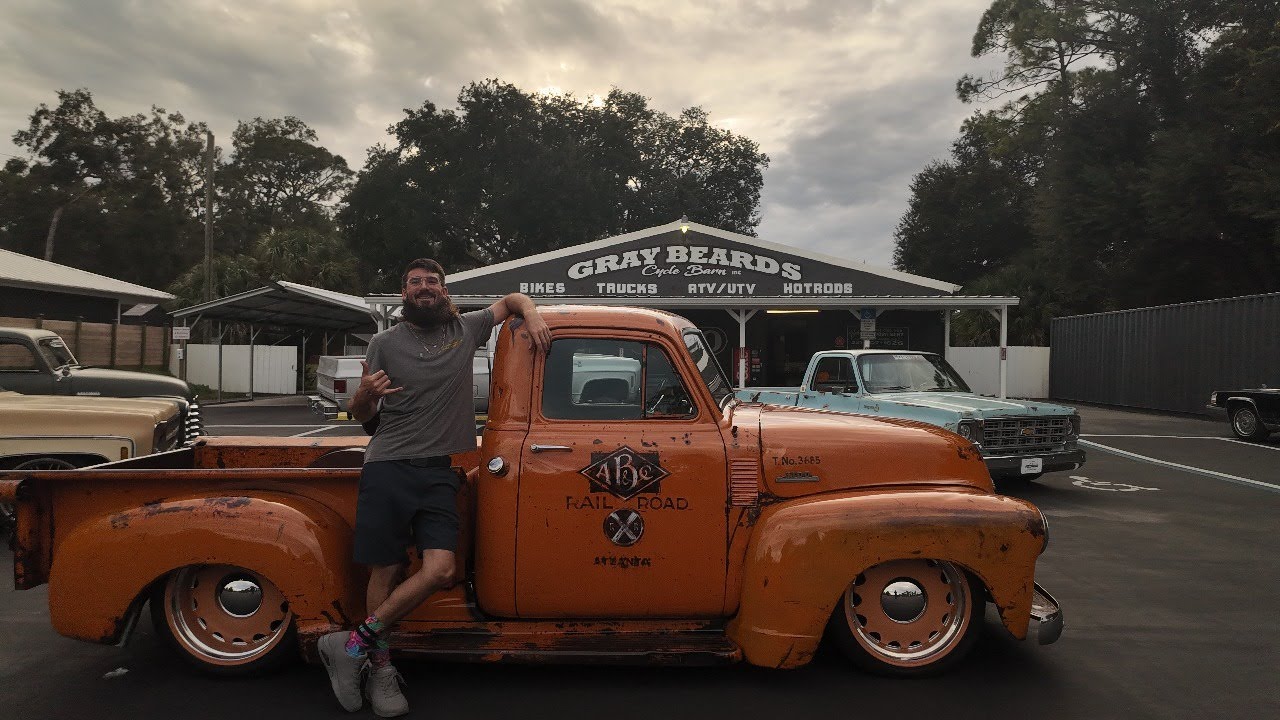 Этот оранжевый Chevrolet 3100 1953 года выпуска УЖЕ ПРОДАН! ✌️🔥
