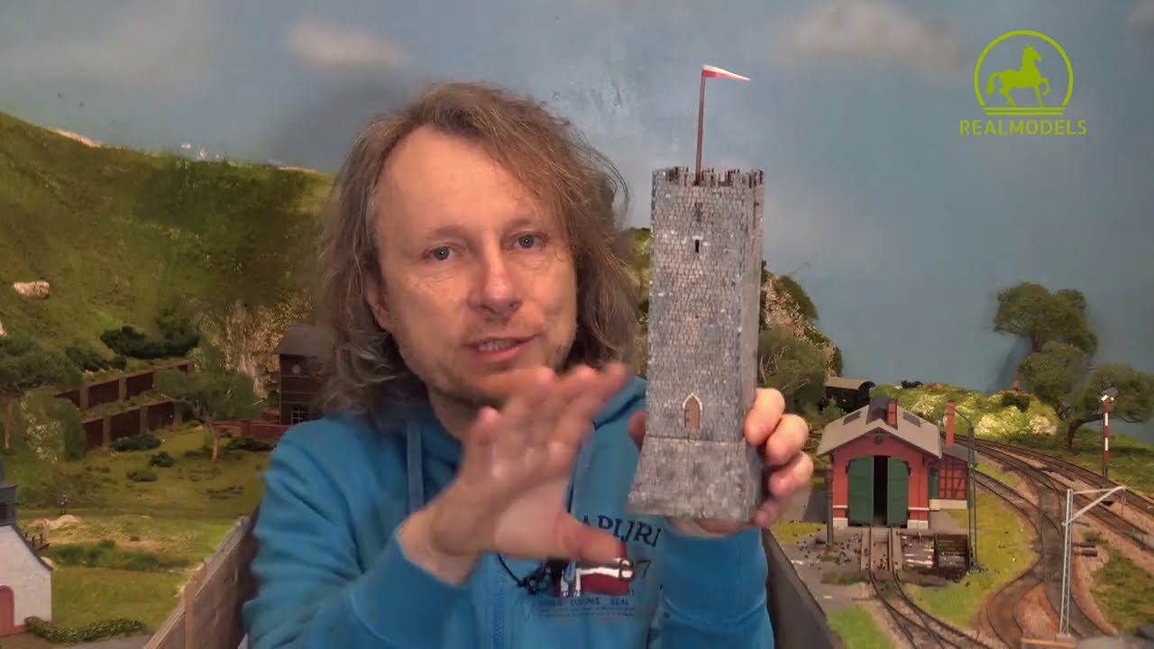 Vi presento una torre medievale di avvistamento in scala H0