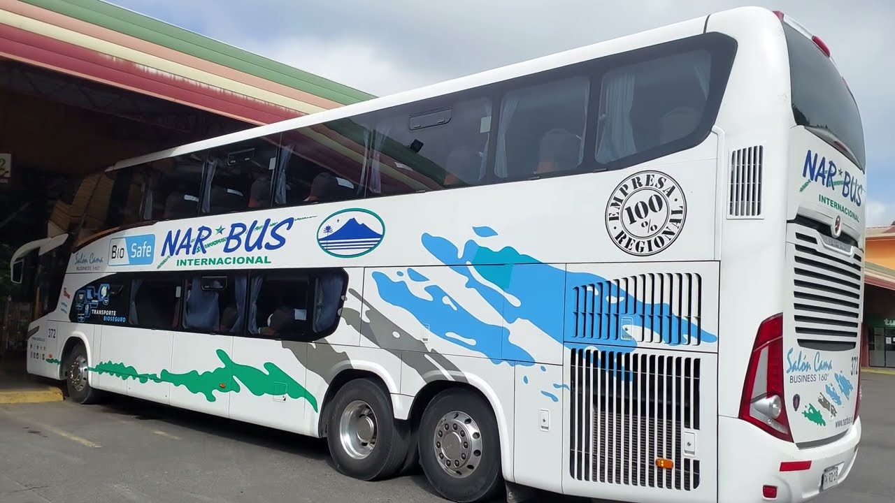 Buses Saliendo del Terminal Rodoviario Temuco(Chile). Buses Nar*Bus