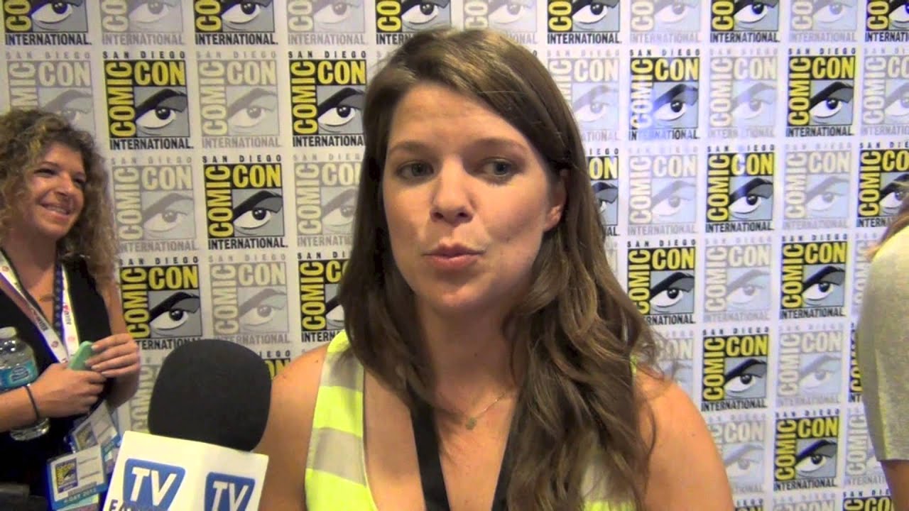 Caroline Dries Talks The Vampire Diaries Season 5