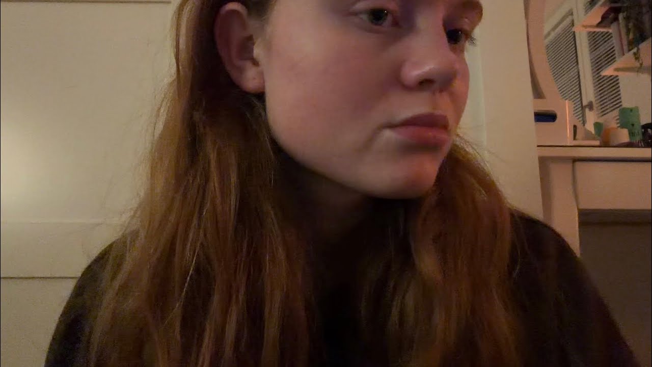 ASMR doing your makeup