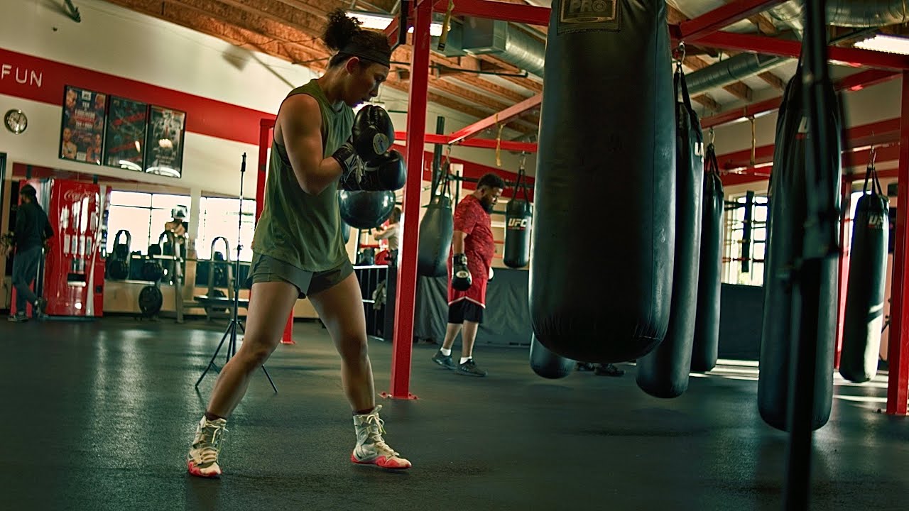 Intense UFC Workout w Xiaonan Yan | Sony FX30