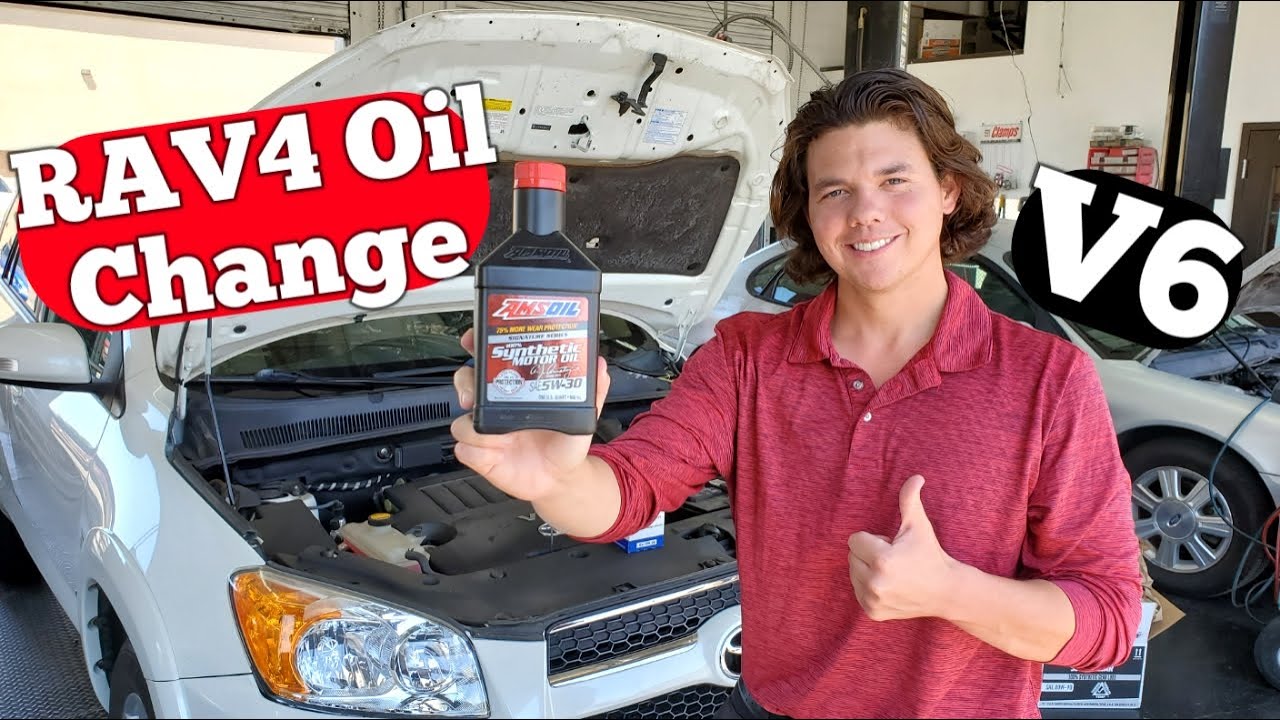 Замена масла Toyota RAV4 V6 AMSOIL 2011 года выпуска