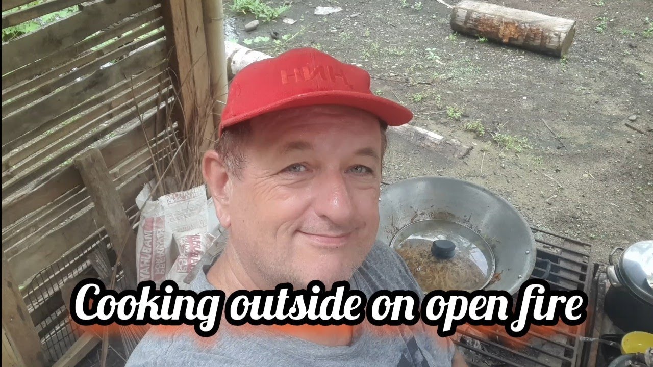 Cooking on open fire - Philippines Province Live