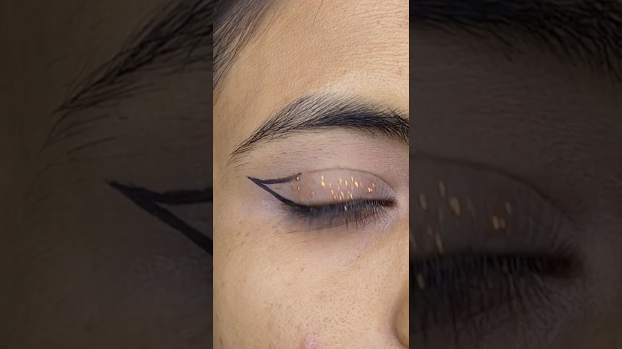 eyeliner 😍#eyelidmakeup
