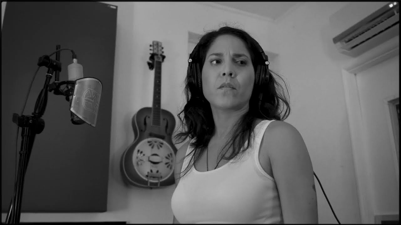 Haydée Milanés - Duele ft. El B (Sesión de Estudio)