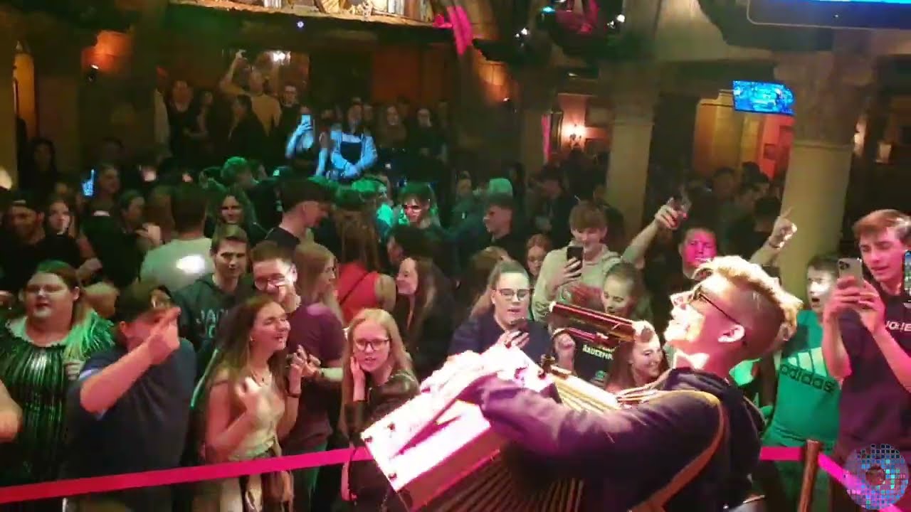 Felix Muhr Live @Exl Stadl - Excalibur Hartberg am 9.4.2022
