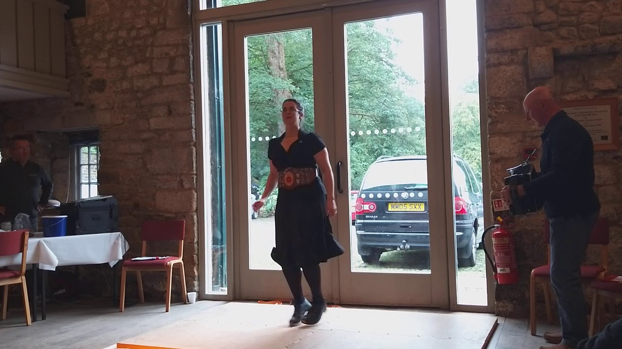 Robynne Wood's championship hornpipe