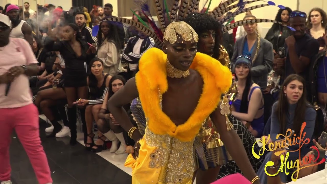 OTA EUROPEAN RUNWAY VICTORIA SECRET BALL