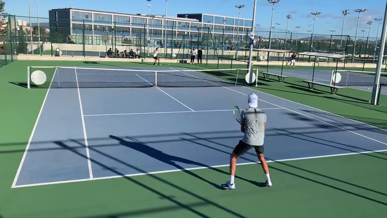 Lorenzo Sonego si allena nell'Accademia di Rafael Nadal a Maiorca