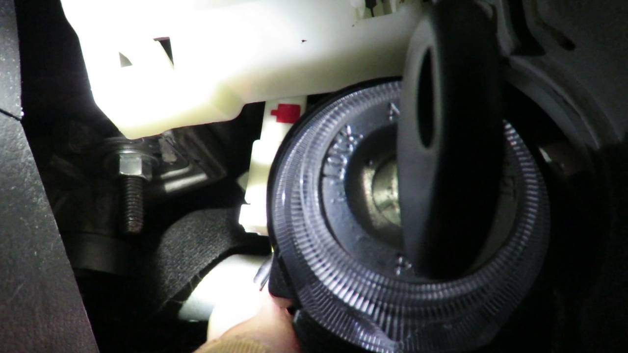 Ignition lock cylinder replacement, Hyundai Sonata 2007