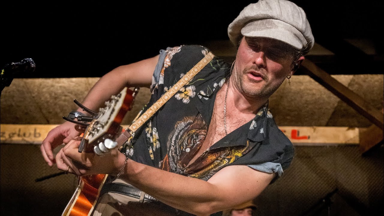 The Cinelli Brothers ❤️‍🔥 mama don't like you 🌀bananapeel BE 24 06 2024 LIVE