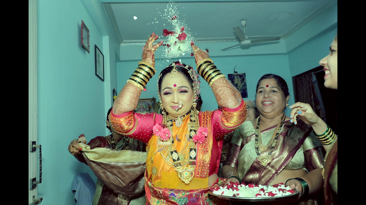 VESAVECHI VARAMAI  REKHA PRASHANT HINGLE