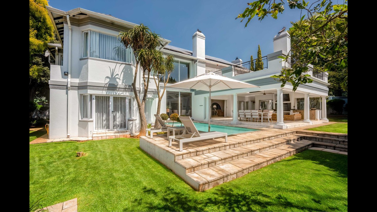 A Masterpiece of Modern Luxury in Prestigious Bedfordview