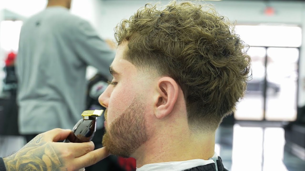 After Doing 10,000+ Haircuts,  I Discovered The Easiest Way to Do a Taper