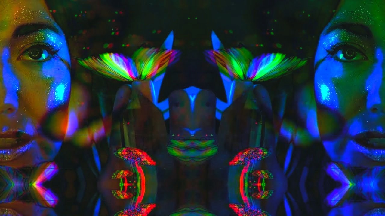 Psychedelic ASMR 🌱 Hallucinogenic Plant Experiments on Your Mind🍄 (water sounds/ambient music)