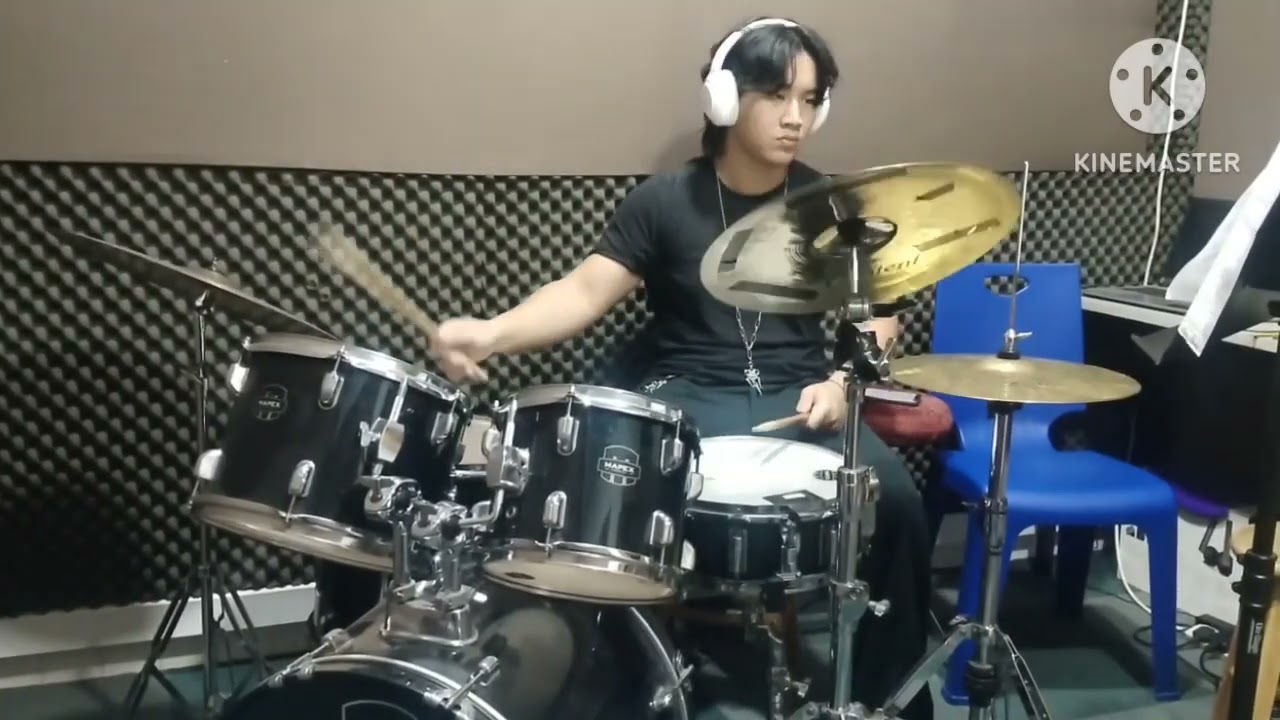 1007) ADAM - DRUM - SHADOW REALM - ROCK SCHOOL GRADE 6