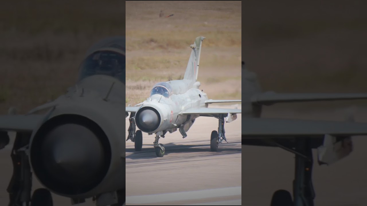 MiG-21 Indian Air Force rolling out on training mission 🤘#shorts #youtubeshorts