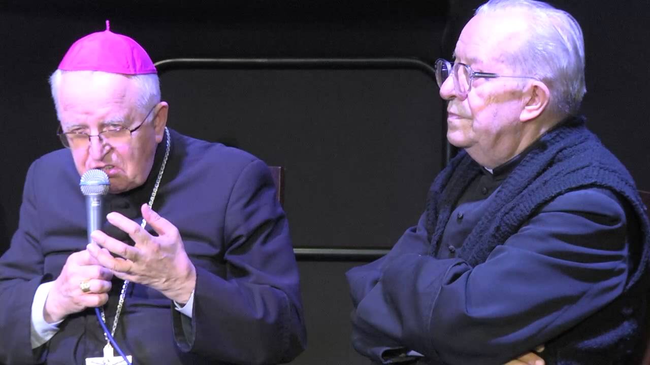 Ks. Prałat E. Sukiennik w Muzeum JP2
