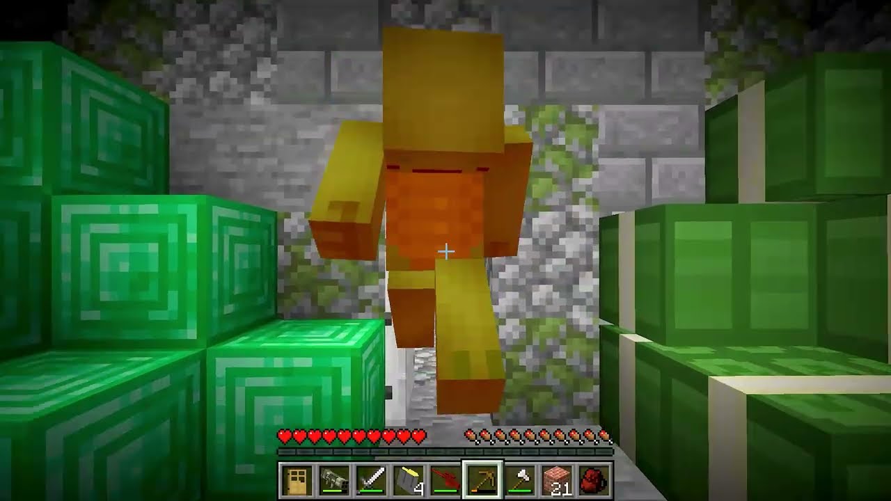 Mikey and JJ Are Finding Robbers in Minecraft (Maizen)