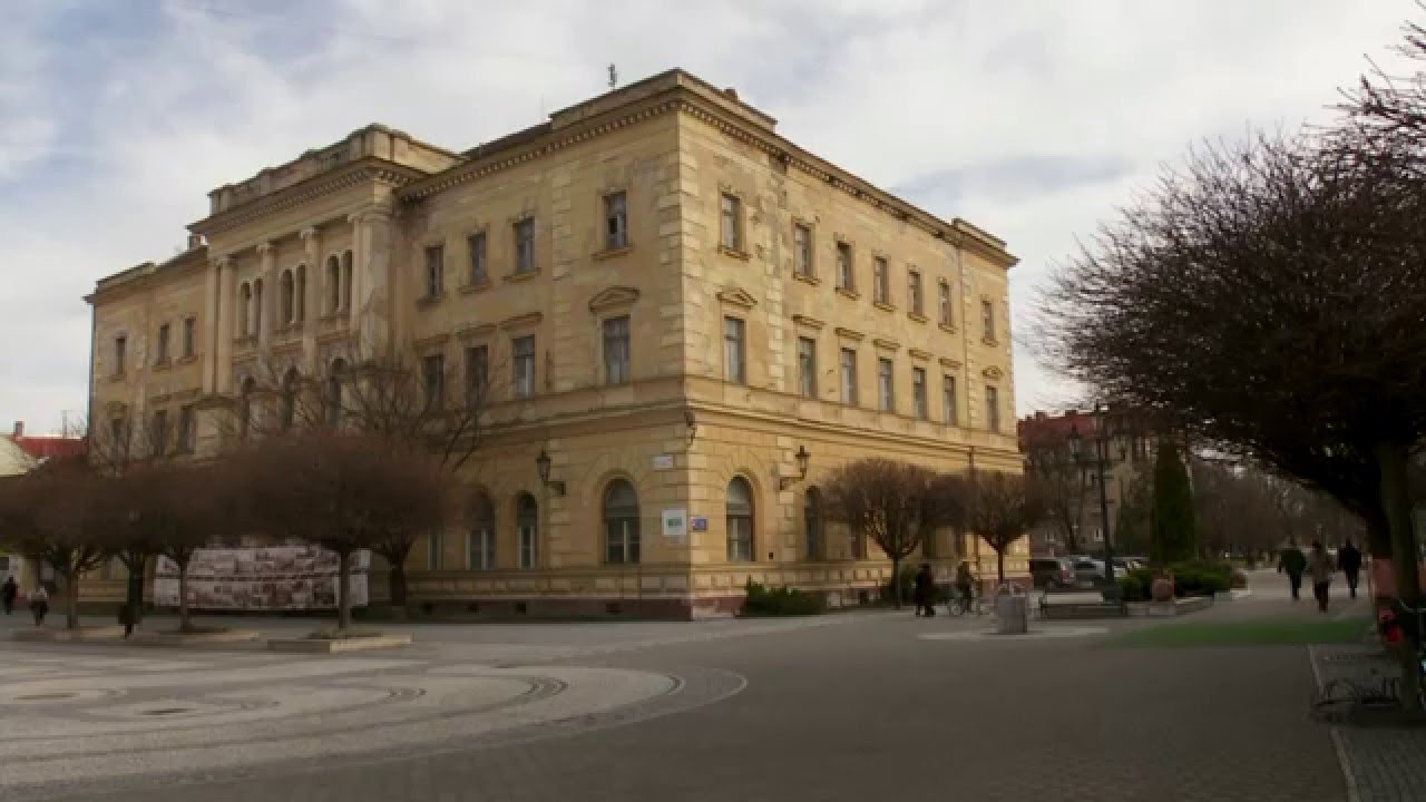 Komárom Online: Az egykori komáromi „Poliklinika” jelenlegi  állapota