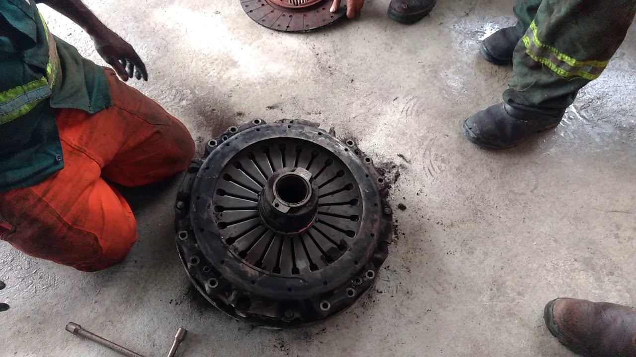 Defeito da Embreagem do axor automático 2644