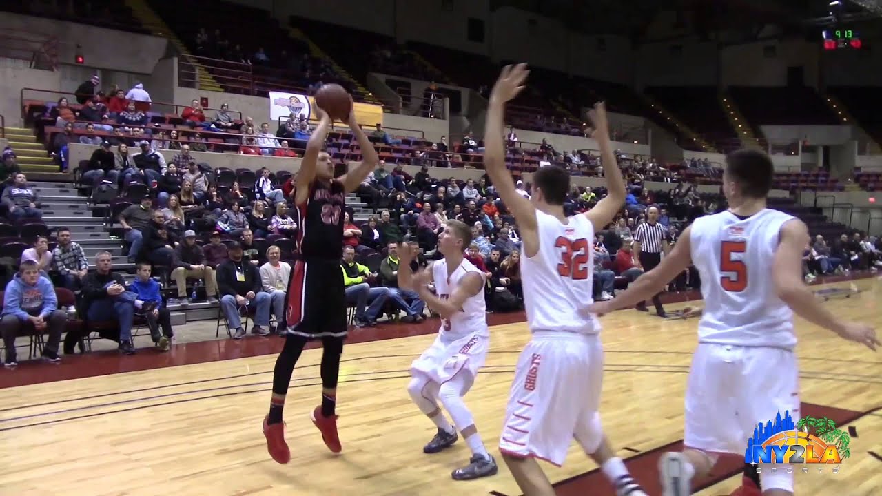 Kaukauna Defeats La Crosse Central