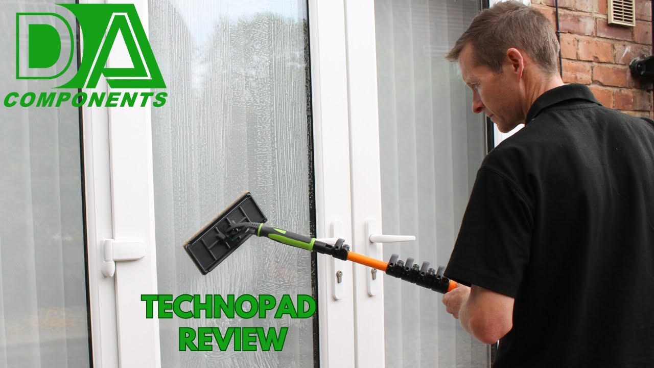 Technopad for window cleaning